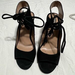 Steve Madden black suede heels with tassel